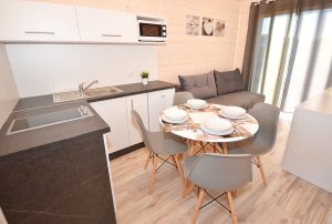 domki rajskie piaski salon aneks